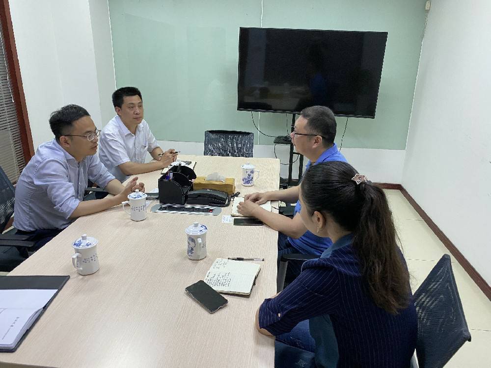 无锡市工信局领导来开云官方版网站登录入口-开云online(中国)科技开展“三联三解”活动